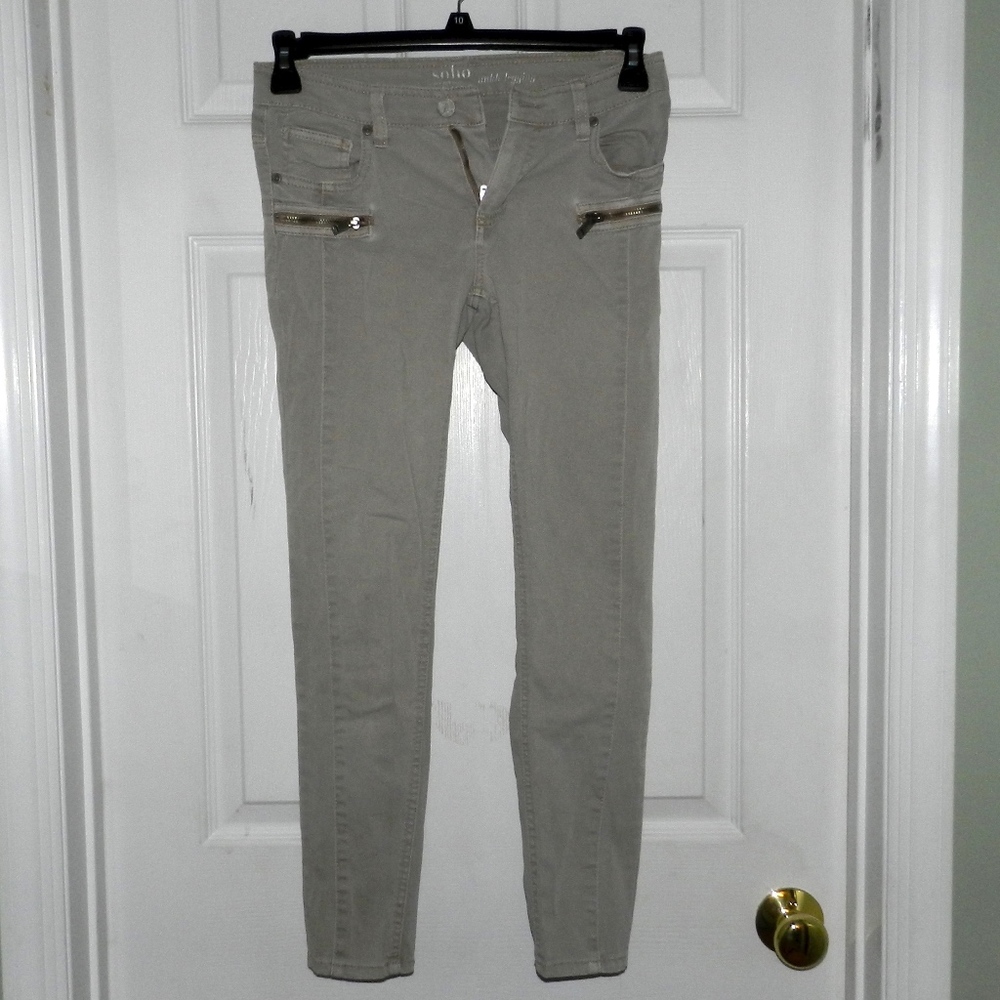 khakis